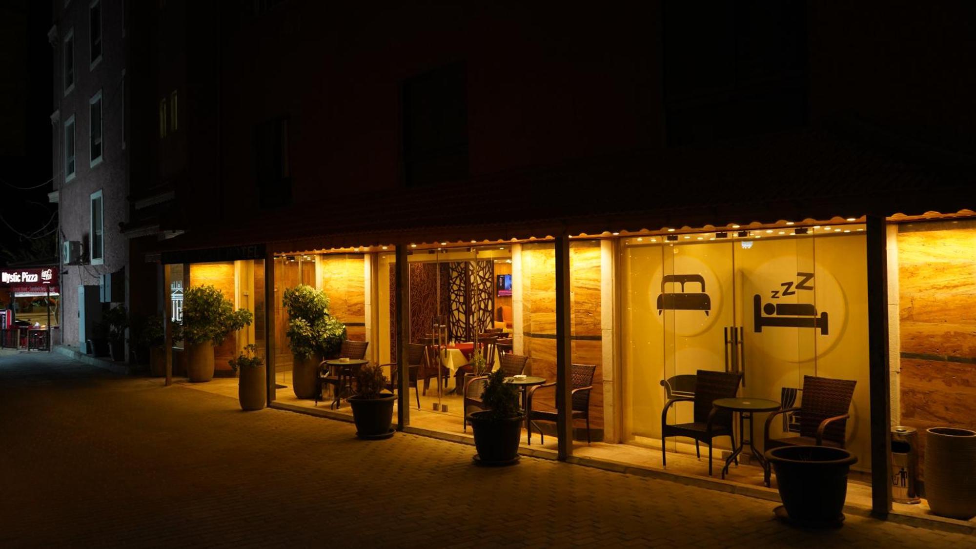 Petra Agora Hotel Wadi Musa Exterior foto